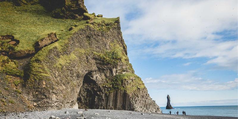 双A围栏32：现代围栏工程的卓越选择与专业安装指南