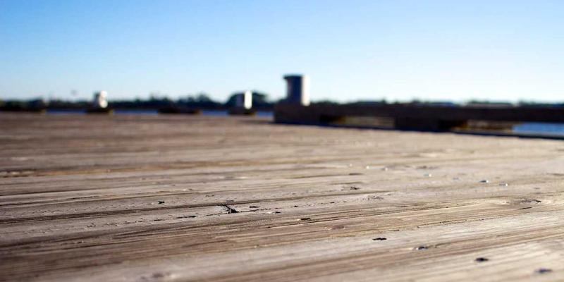 双A围栏：光伏电站与变电站物理隔离及防攀爬安全解决方案