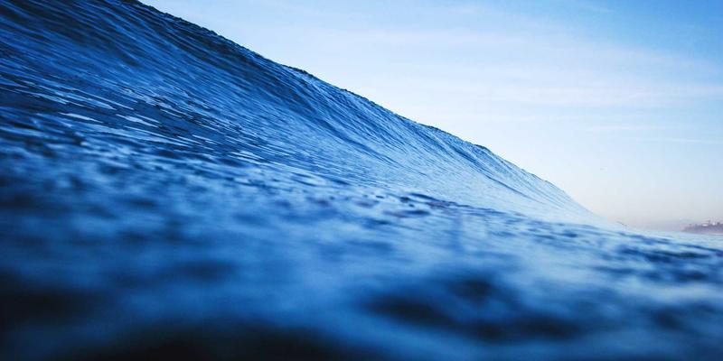 双A围栏：光伏电站场区周界防护的标准化解决方案