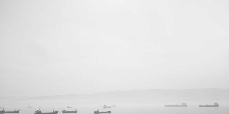 双A围栏张力系统全解析：如何为围栏工程与艺术涂鸦围栏打造极致抗冲击性与稳定性