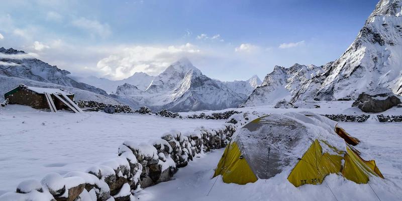 围栏安装新标准：揭秘高强度镀锌钢丝护栏如何抵御岁月侵蚀