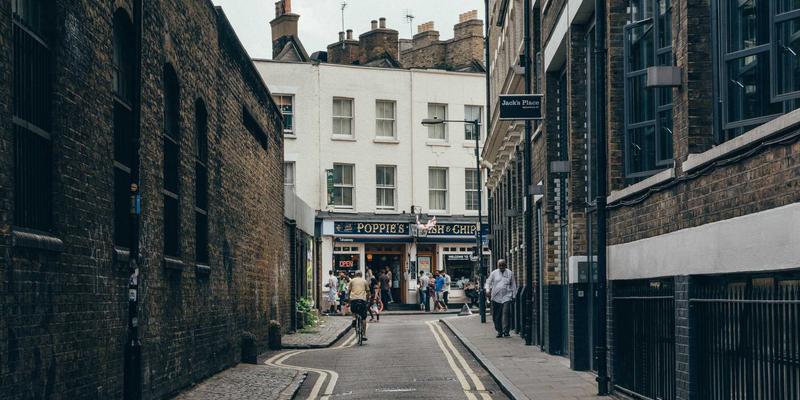 模块化双A围栏：临时施工与赛事活动的快速安防部署方案